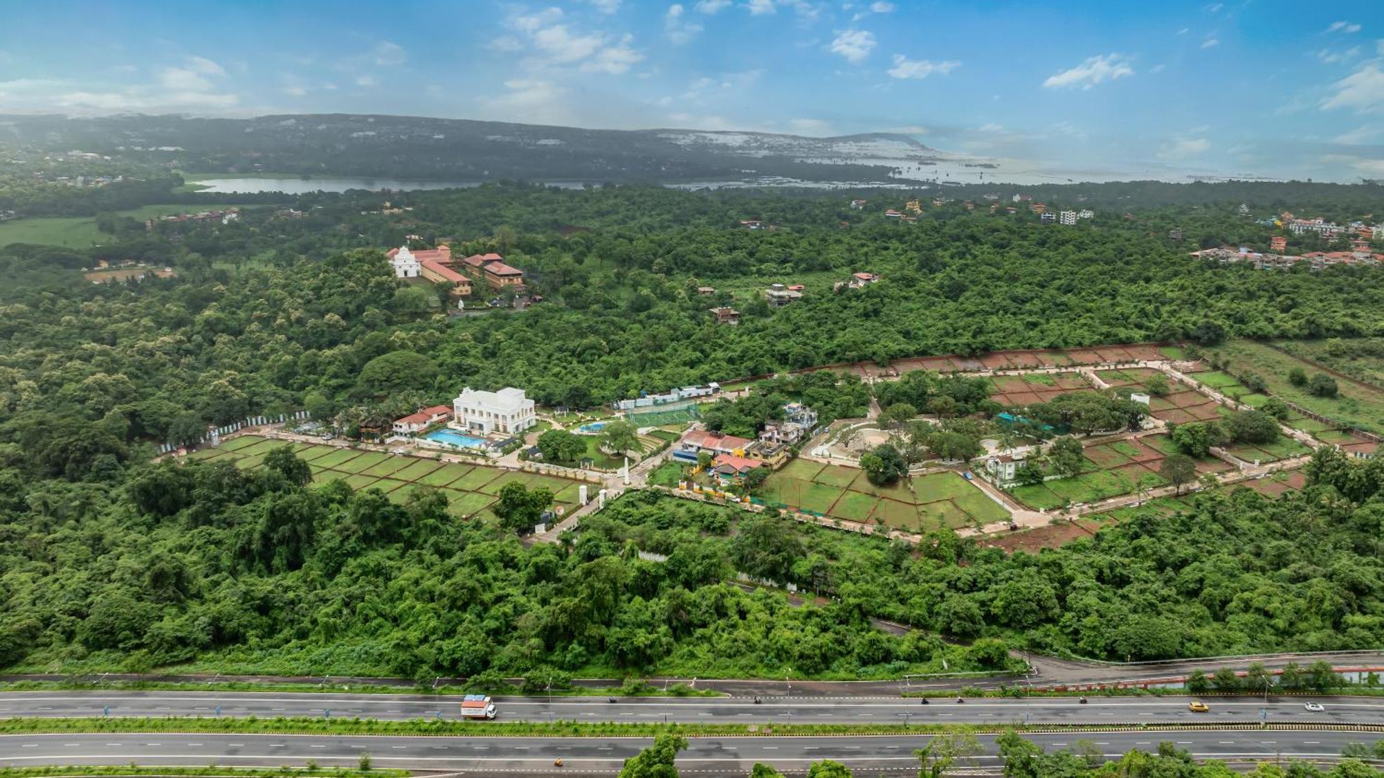 Imperial Goa Hotel Old Goa Exterior photo