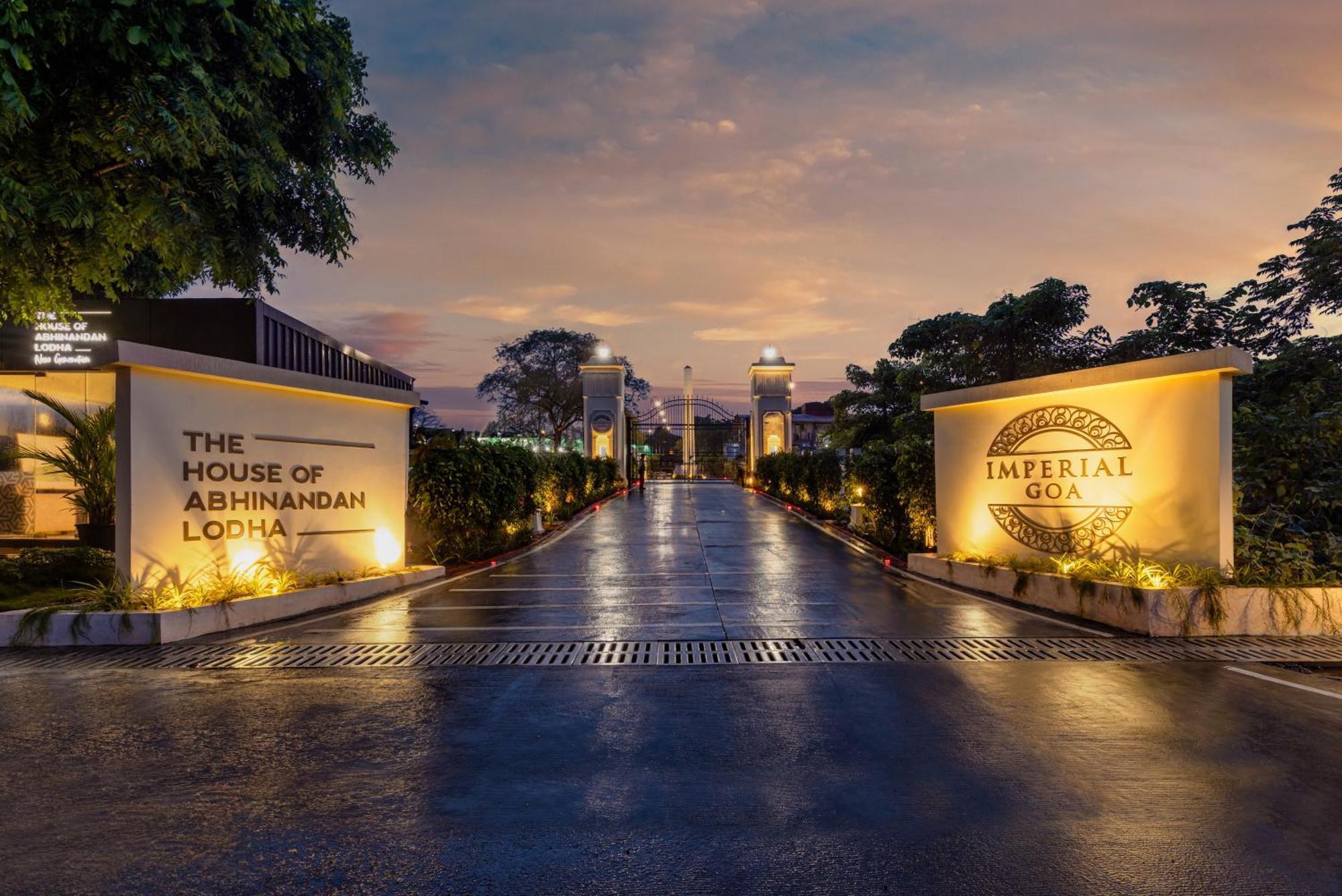 Imperial Goa Hotel Old Goa Exterior photo